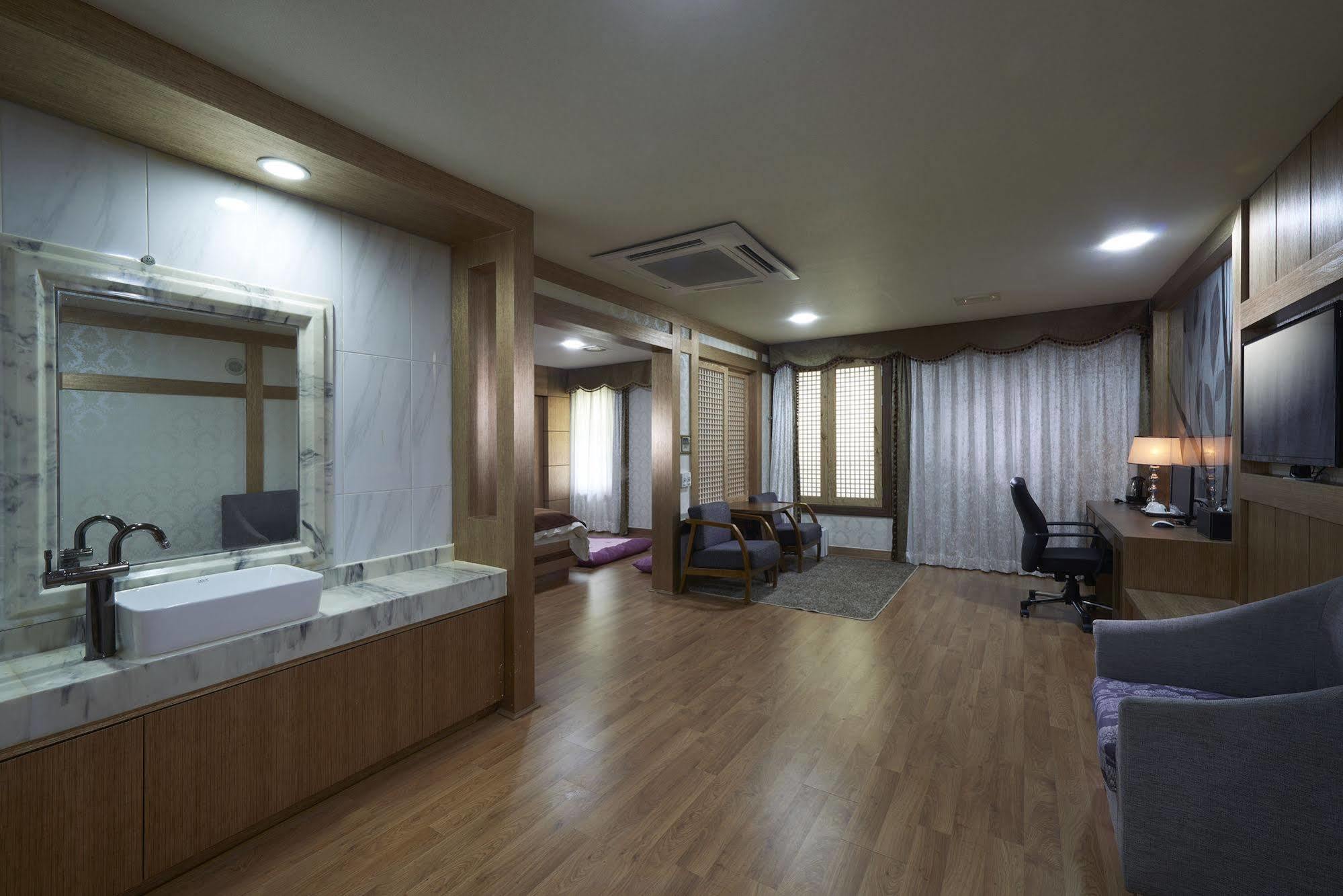 Benikea Premier Hotel Siheung المظهر الخارجي الصورة