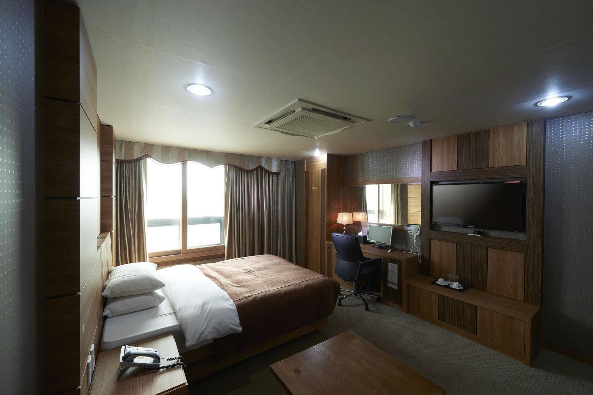 Benikea Premier Hotel Siheung المظهر الخارجي الصورة