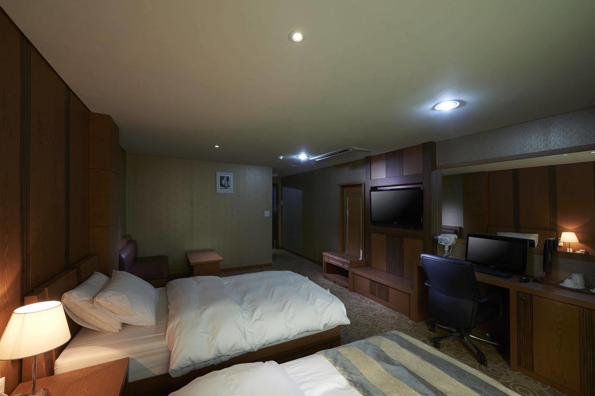 Benikea Premier Hotel Siheung المظهر الخارجي الصورة