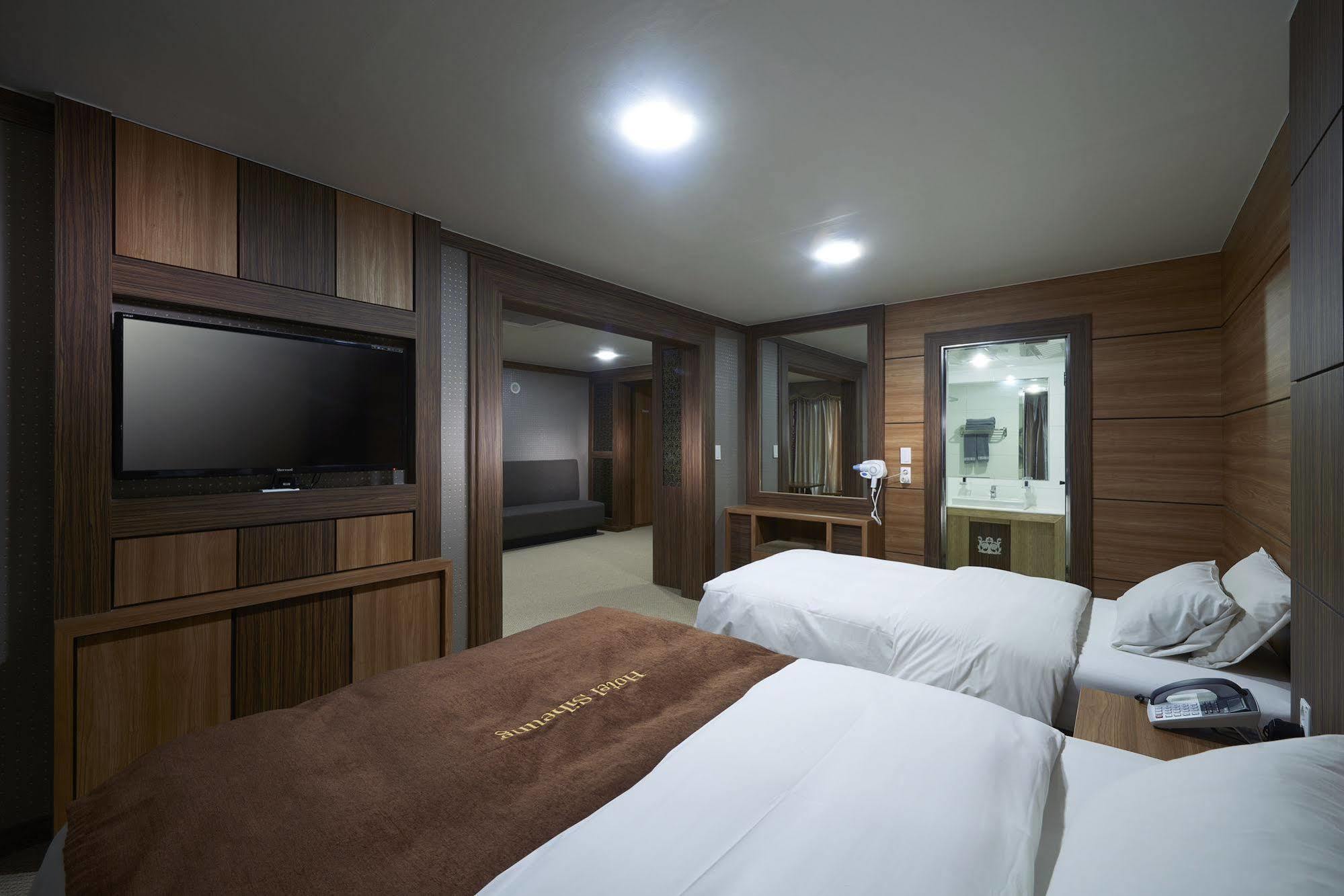 Benikea Premier Hotel Siheung المظهر الخارجي الصورة